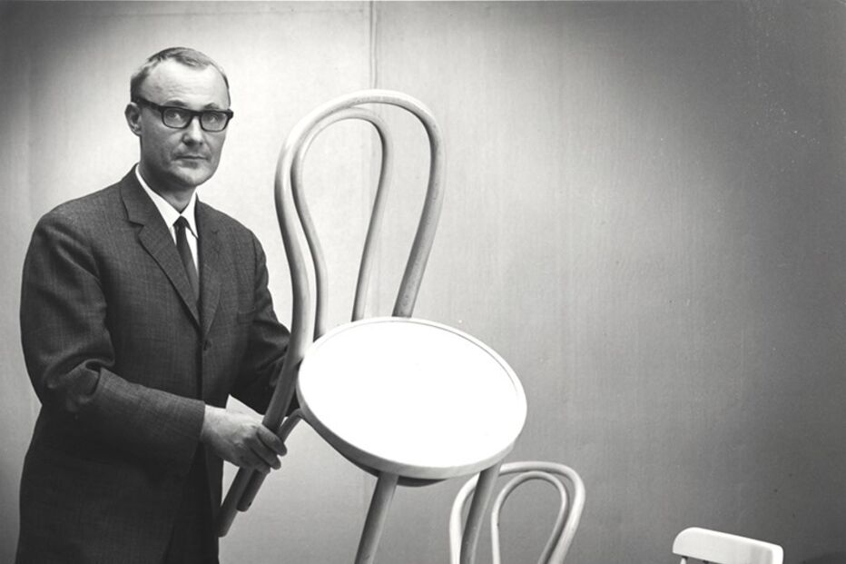  Ingvar Kamprad, fundador do IKEA