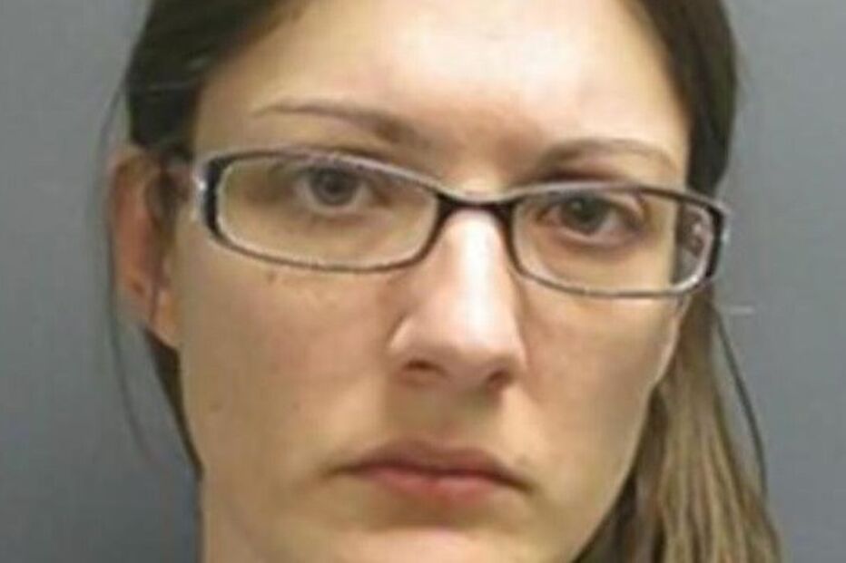 Nicole Finn deixou a filha morrer à fome