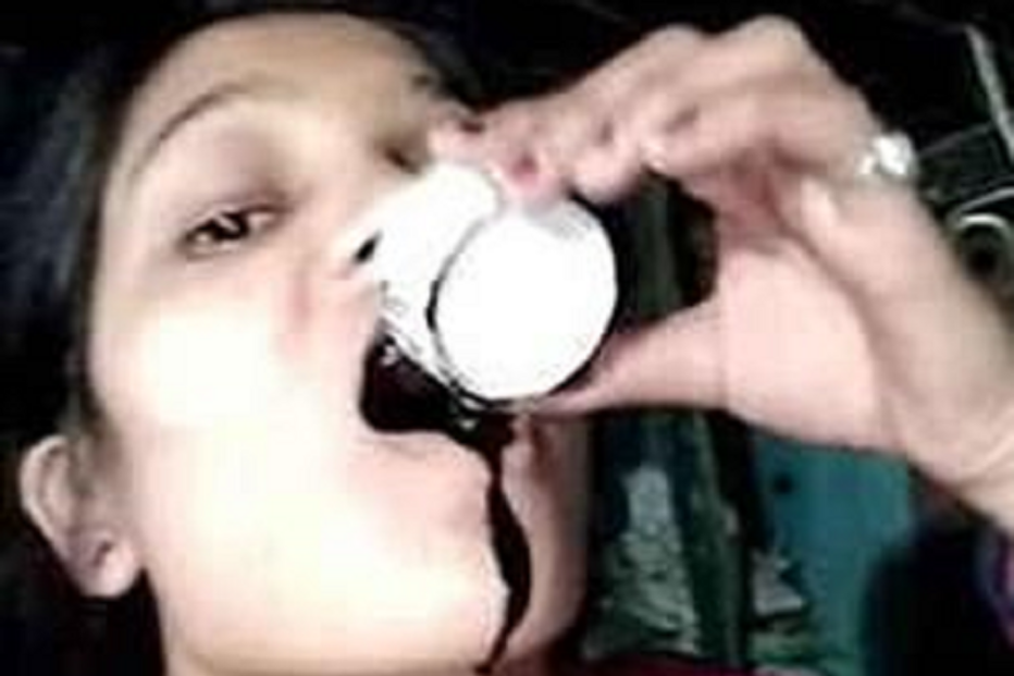 Nisha Devidas, veneno, Índia, chantagem, ex-namorado, casamento, noivo, sexo