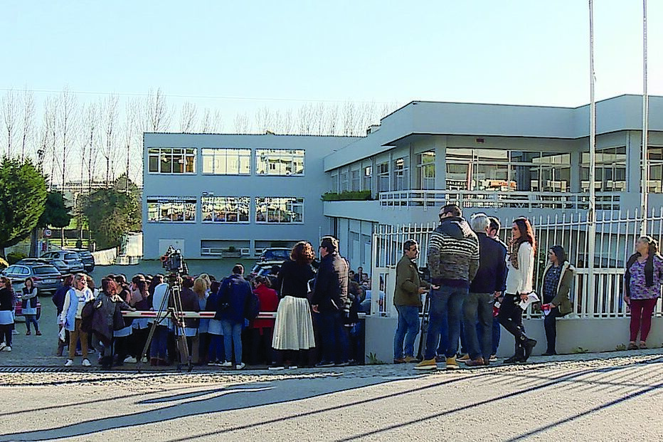 Ricon, gant, isolvência, família Silva, Ave, economia, Famalicão  