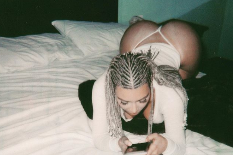 Kim Kardashian partilha fotos polémicas no Instagram