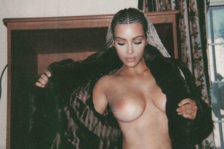 Kim Kardashian partilhou fotos ousadas