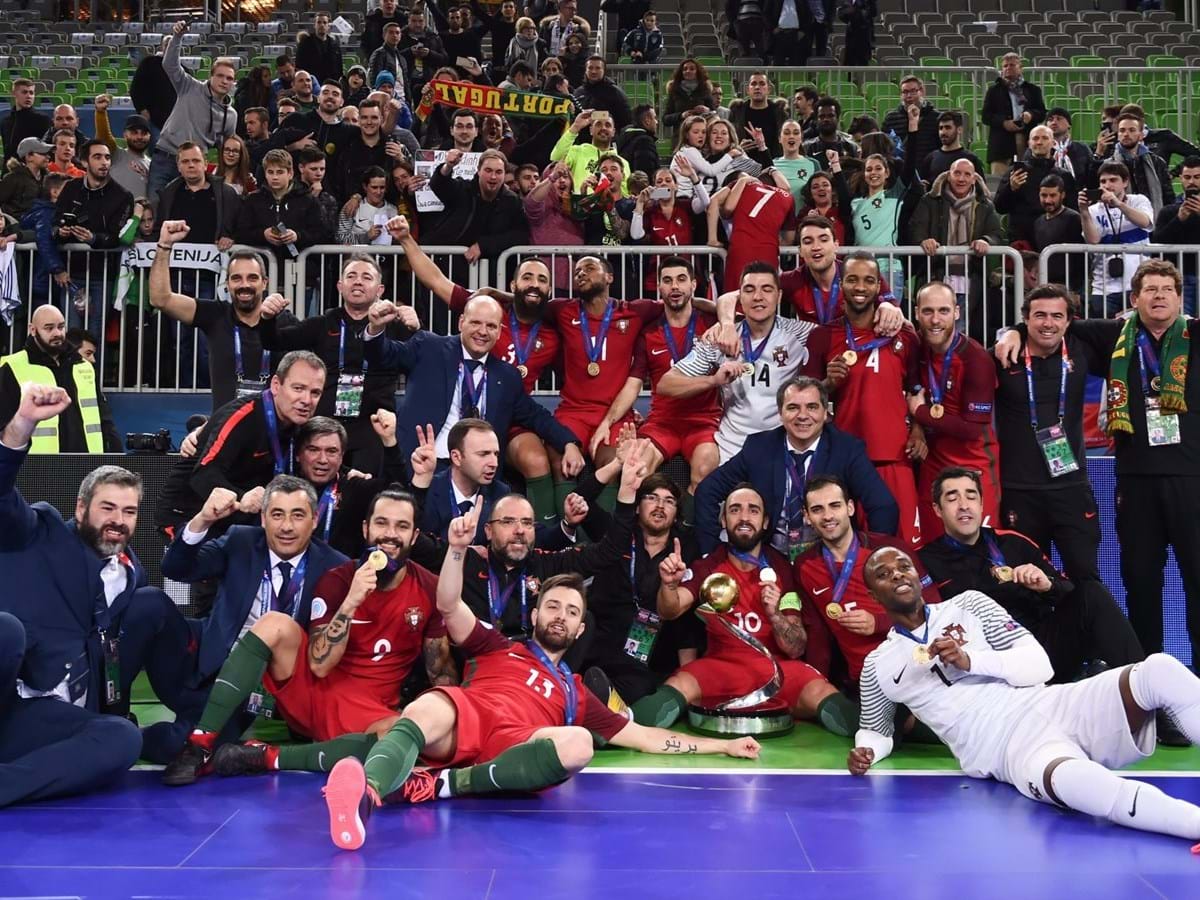 Portugal é campeão mundial de futsal pela primeira vez na história - Postal  do Algarve