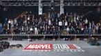 Marvel comemora dez anos de filmes com foto de ‘família’