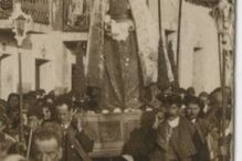 Manuscritos encontrados no interior do manto de Nossa Senhora em Mafra