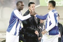 FC Porto, desporto, futebol, dragão, treino, Sérgio Conceição, Soares, Aboubakar, Pinto da Costa