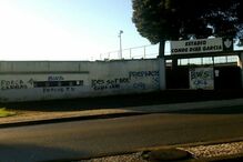 Estádio da Sanjoanense vandalizado