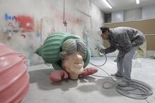 Carnaval, fantasias, Mares e Oceanos, milionário, Torres Vedras