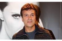 Tony Carreira, cantor, plágio, canções, música