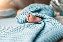 Bebé recém-nascido 