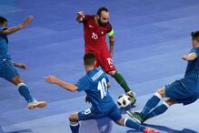 Lusos garantem ‘meias’ do Europeu de futsal com goleada