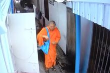 monges budistas, reza