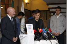 Embaixada da Argentina junta rivais em Lisboa