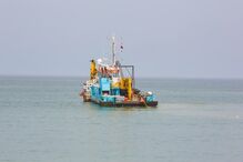 Início da colocação do cabo submarino entre Angola e Brasil, em 2017