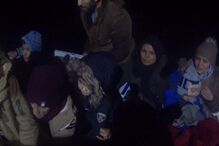 Polícia marítima resgata imigrante no Mar Egeu