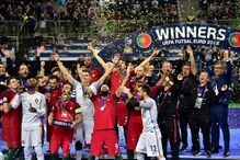 Seleção de Futsal festeja título europeu