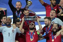 Ricardinho celebra vitória no Europeu