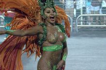 Tarine Lopes teve de improvisar