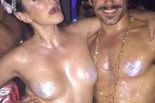 carnaval, entrudo, adesivos, tapa mamilos, Cleo Pires, Aniita