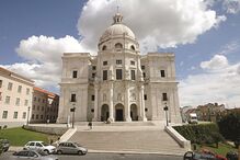 Panteão Nacional, em Lisboa, onde estão sepultadas figuras como Amália Rodrigues e Eusébio 