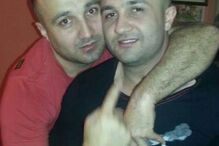 Irmãos obrigaram mulheres a comer 700 euros em notas