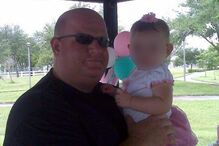 Aaron Feis morreu para salvar jovens no tiroteio da Flórida