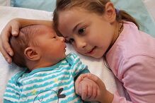 Kianni Arroyo, irma, familia