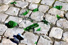 PSP foi chamada ao local, no centro de Queluz, pouco depois do jovem ter sido esfaqueado