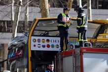 Autocarro com turistas choca com árvore da Avenida da Liberdade