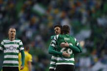 Bas Dost celebra golo inaugural do Sporting contra o Astana