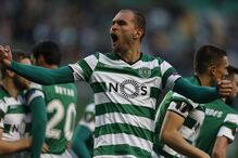 Bas Dost celebra golo inaugural do Sporting contra o Astana