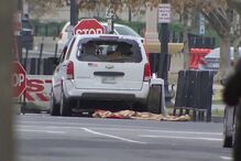 Carro foi contra barreira de segurança da Casa Branca, em Washington	