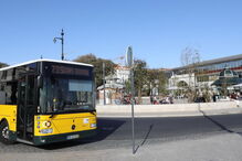 Autocarro da Carris no Cais do Sodré