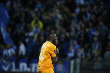 Marega celebra golo marcado ao Portimonense