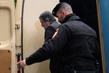 Pedro Dias à chegada do Tribunal de Tondela para o julgamento do caso de furto de aves exóticas