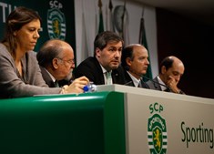 Bruno de Carvalho e os corpos sociais do clube deram explicações em Alvalade  