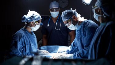 Cirurgias caem em hospitais protocolados com o SNS