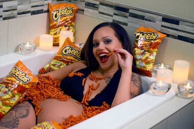 mulher, cheetos,sessão fotográfica, filho