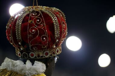 São Paulo já desfila e samba para receber o Carnaval