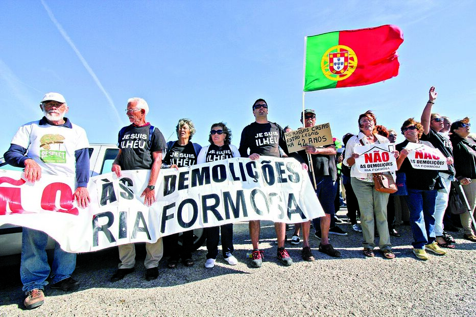 conta conjunta, casas, moradores, associações, notificações, faro, Ilha da Culatra  