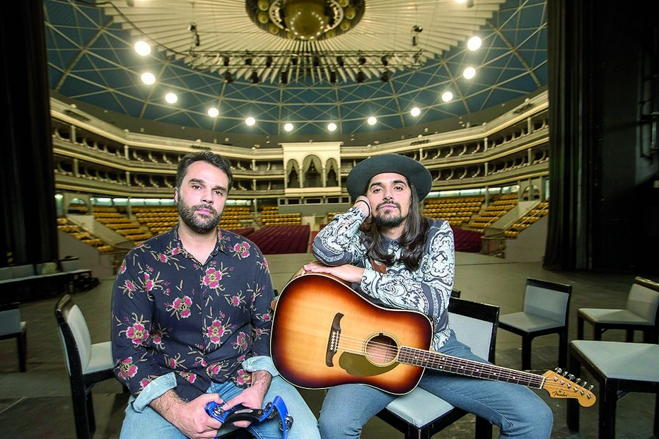 Miguel Casais (bateria) e Pedro Tatanka (voz) prometem noite inesquecível   