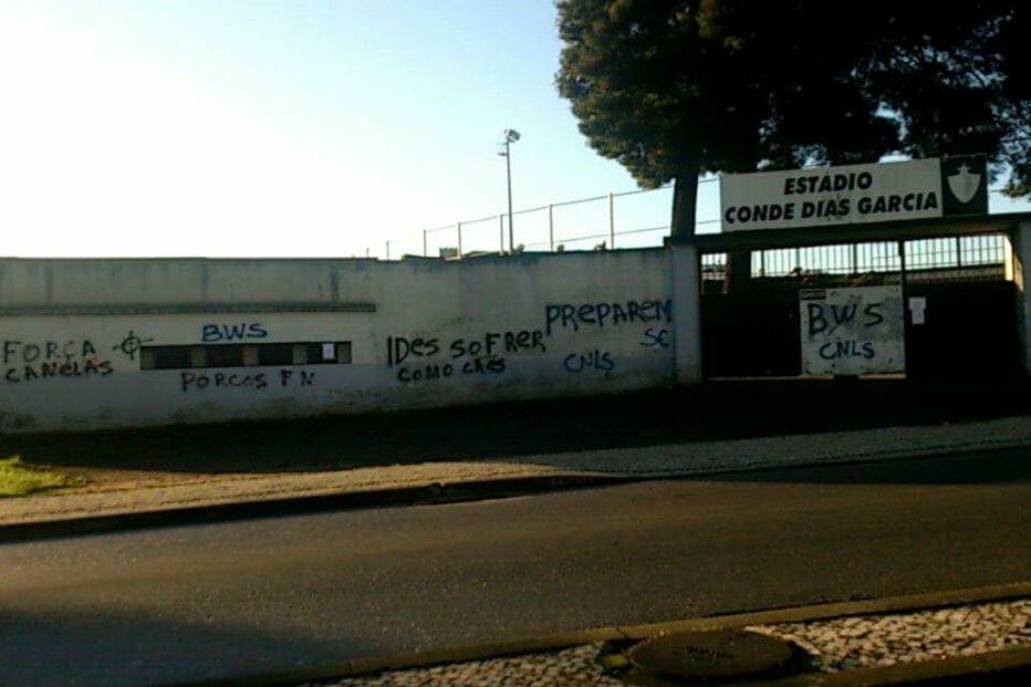 Estádio da Sanjoanense vandalizado