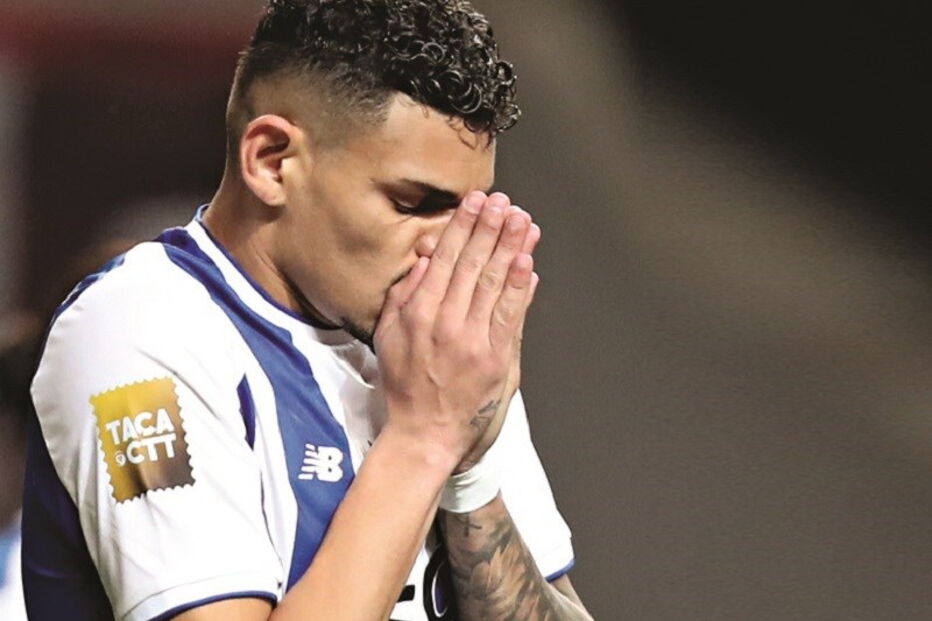 Soares  foi para a bancada  no último jogo do  FC Porto    