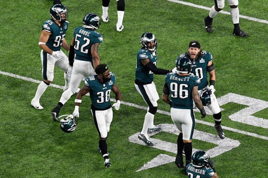 Philadelphia Eagles batem Patriots e vencem Super Bowl pela primeira vez
