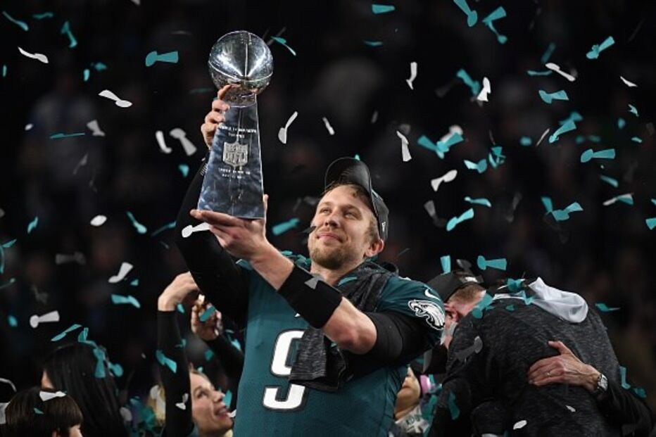 Philadelphia Eagles batem Patriots e vencem Super Bowl pela primeira vez