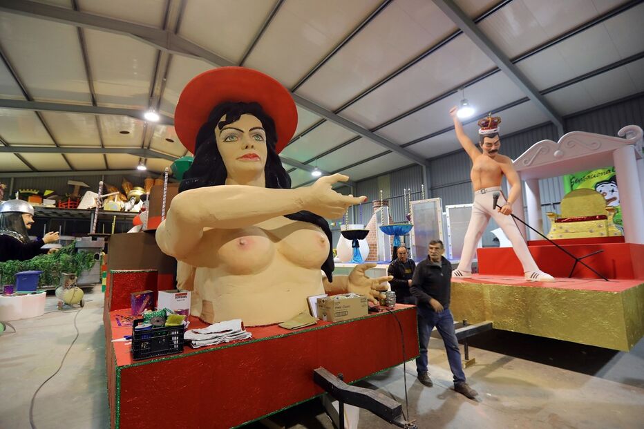 Carnaval, fantasias, Mares e Oceanos, milionário, Torres Vedras