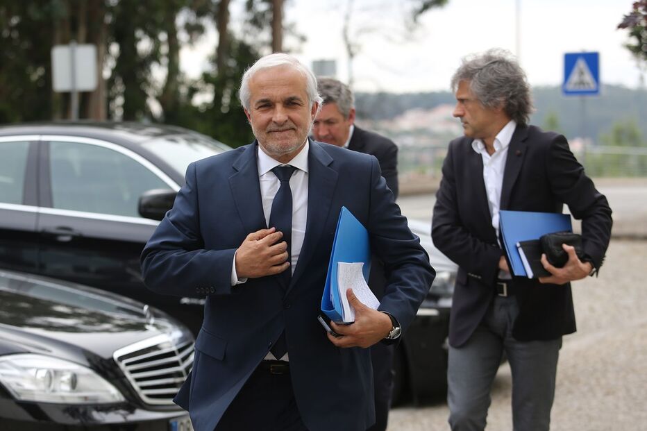 Rui Rangel, Fátima Galante, Tribunal da Relação de Lisboa, afastados, burla, processo, julgamento, suspensos