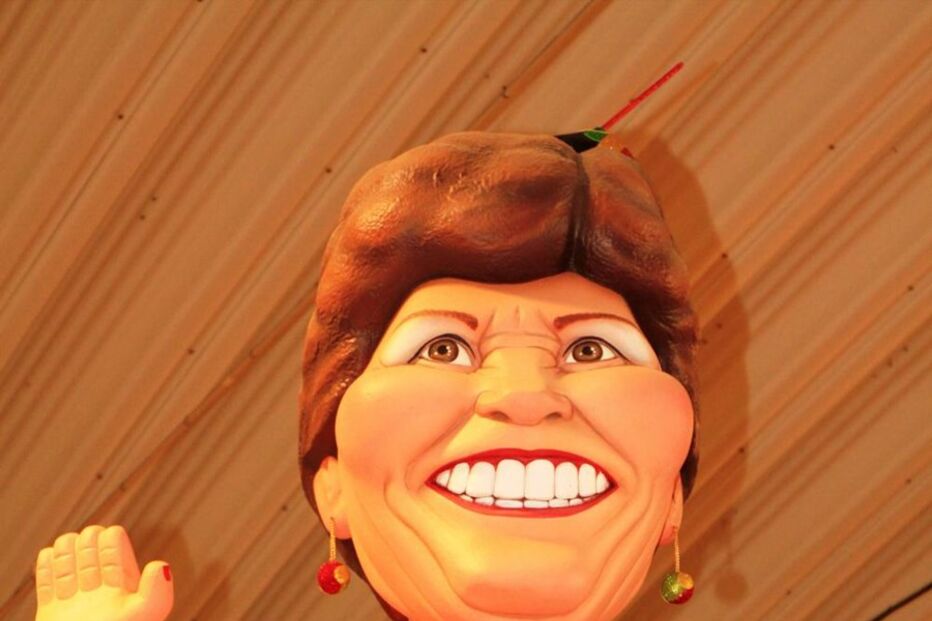 Bruno de Carvalho, Dolores Aveiro, Web Summit, carnaval, cortejo