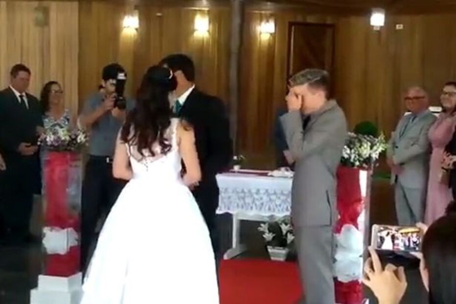 noiva,casamento,casal,família,momento estranho