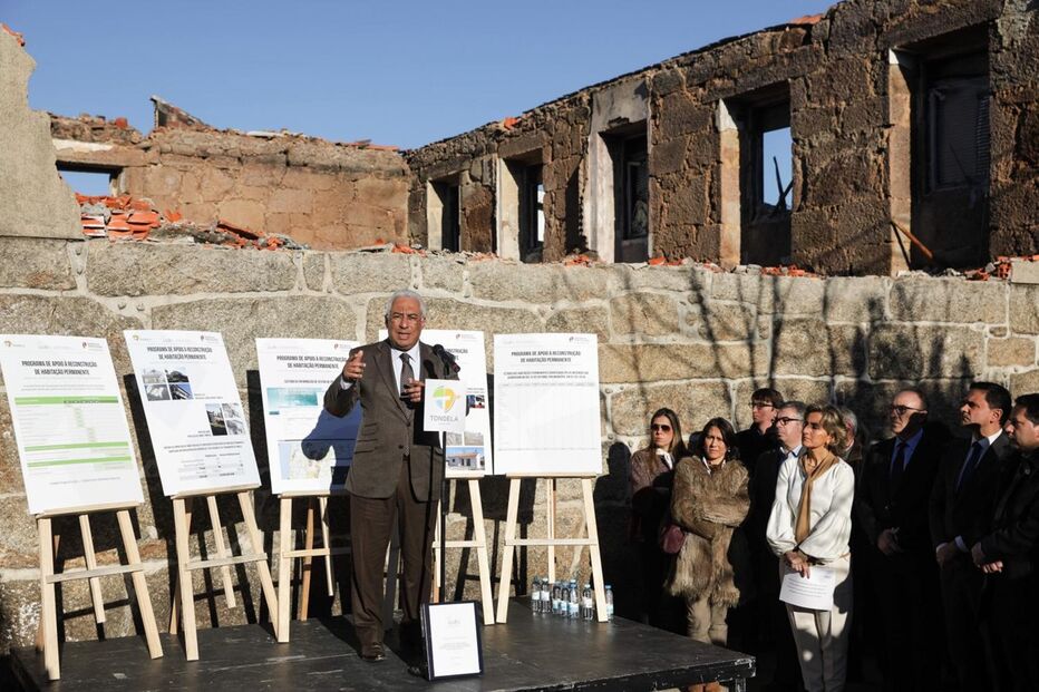 António Costa esteve no lançamento da reconstrução de 94 habitações 